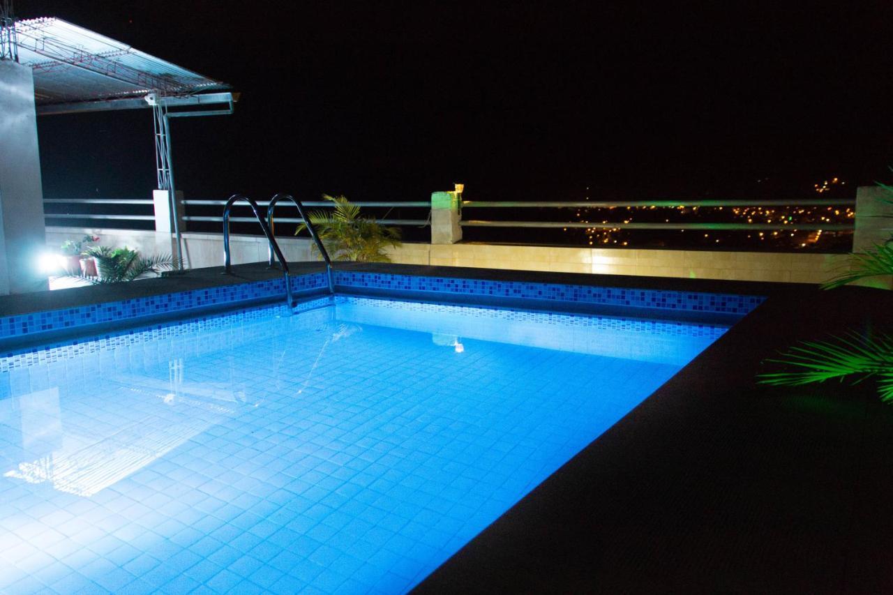 Hotel Prince - Chanchamayo ลาเมอร์เคด ภายนอก รูปภาพ